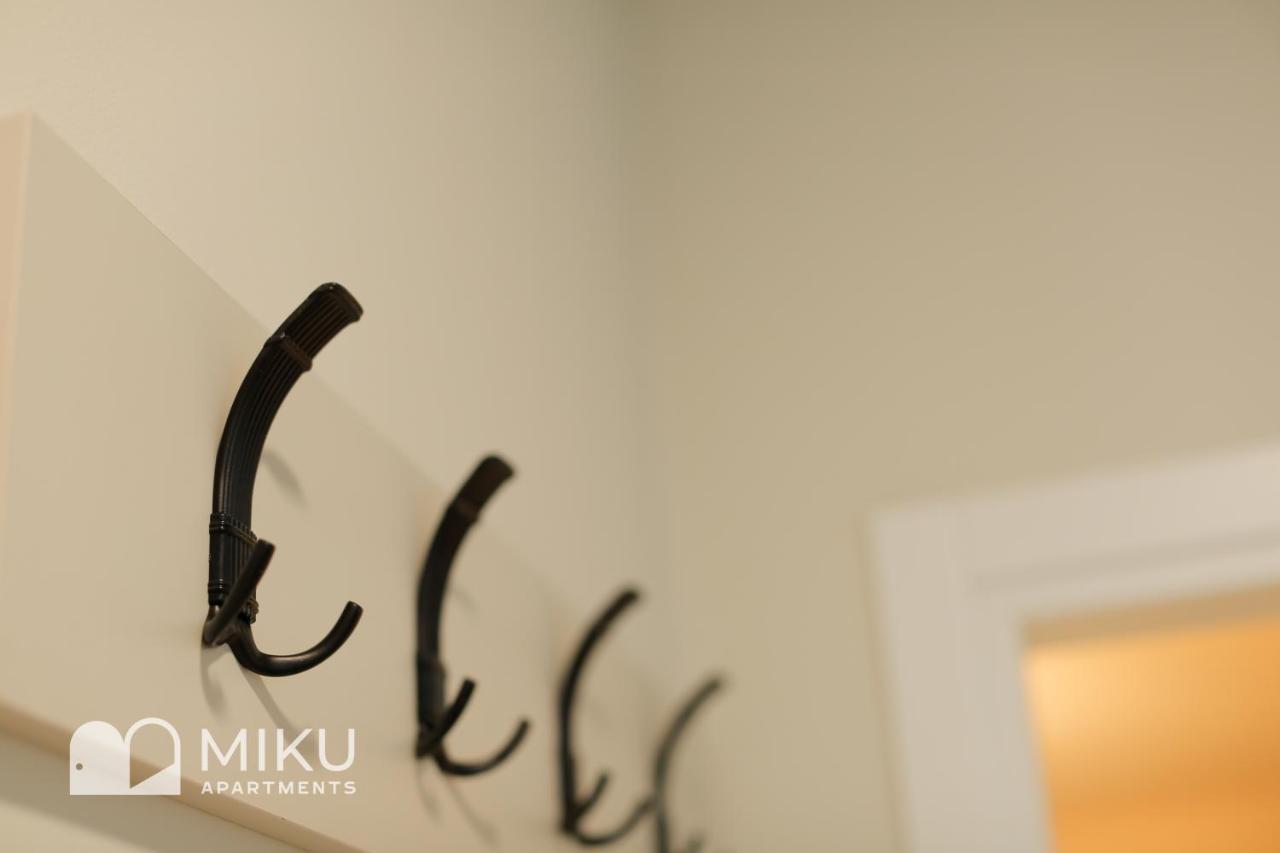 Miku Apartment - Vibrant 1Bd Apartment At Olympic Residence Тирана Екстериор снимка